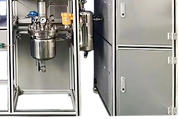 PVC反应装置实拍图